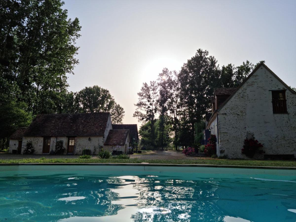 L 'Aupinouse Chambre Double Pivoine Avec Salle D'Eau Privative La Suze-sur-Sarthe Exterior foto